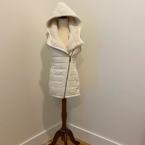 Layering vest w/sweater back!